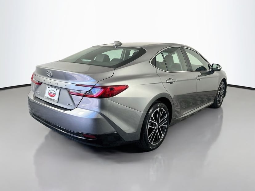 2026 Toyota Camry - Image 3
