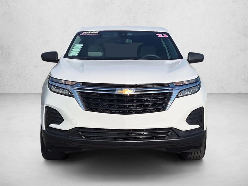 2023 Chevrolet Equinox - Image 2