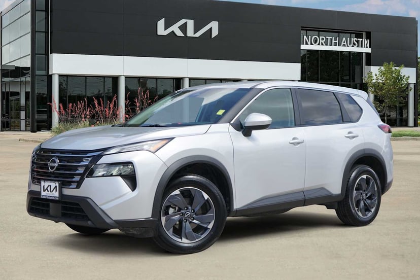 2025 Nissan Rogue - Image 1
