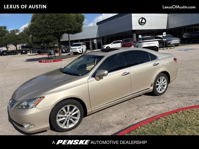 2012 Lexus ES - Image 1