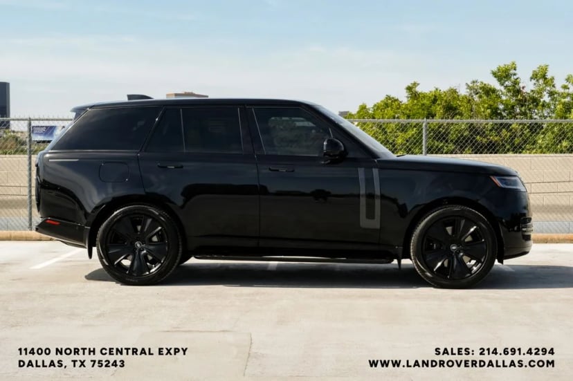 2023 Land Rover Range Rover - Image 3