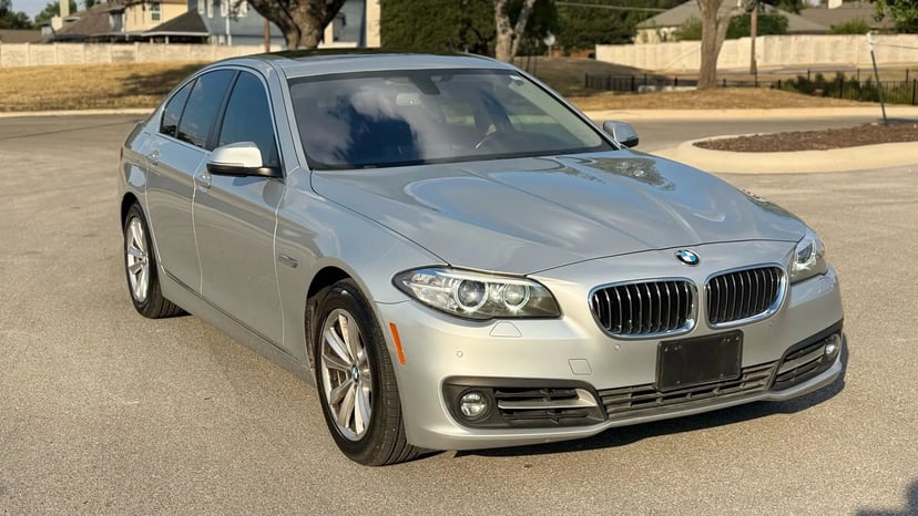 2015 BMW 5 Series - Image 1