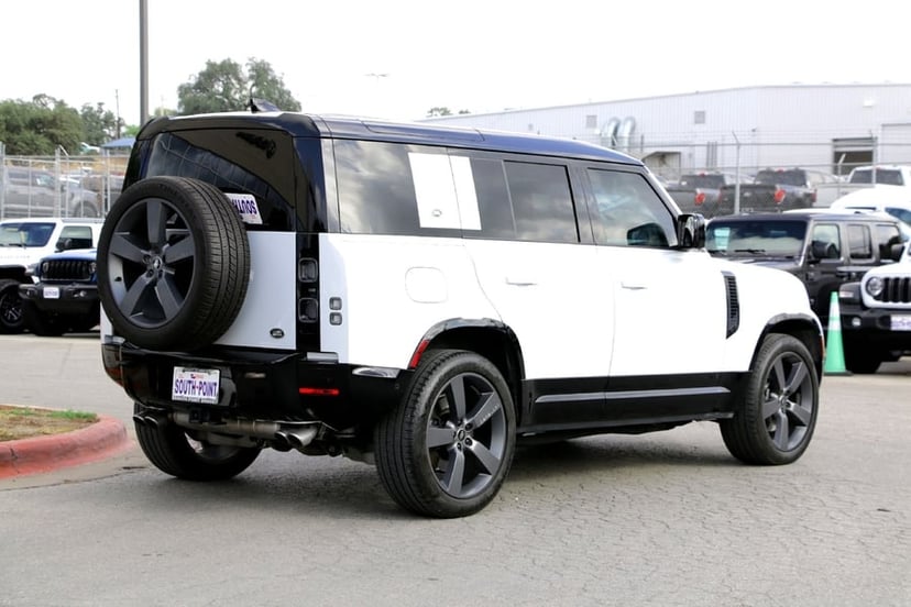 2023 Land Rover Defender - Image 1