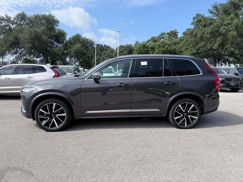 2023 Volvo XC90 - Image 2