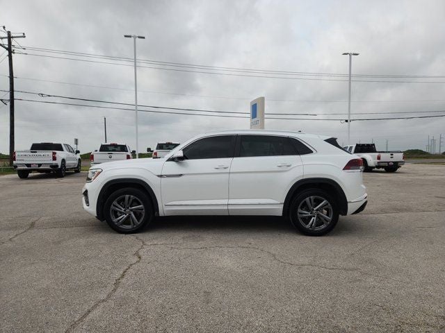 2024 Volkswagen Atlas Cross Sport - Image 3