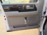 2017 Lincoln Navigator - Preview 10
