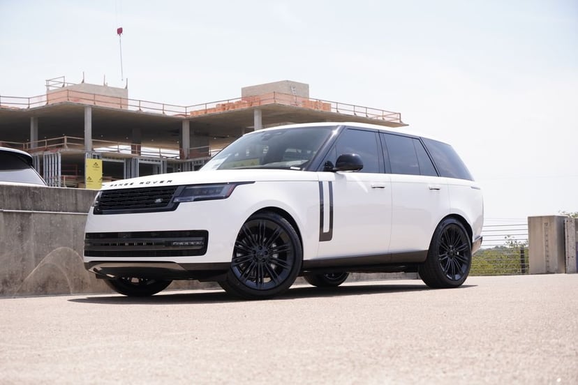 2026 Land Rover Range Rover - Image 1