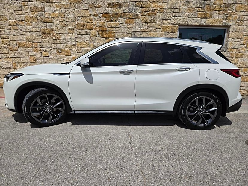 2019 Nissan QX50 - Image 2