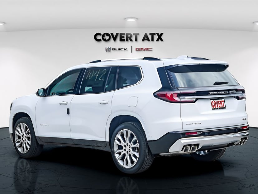 2026 GMC Acadia - Image 2