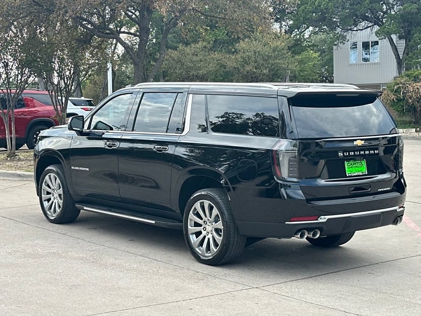 2026 Chevrolet Suburban - Image 3