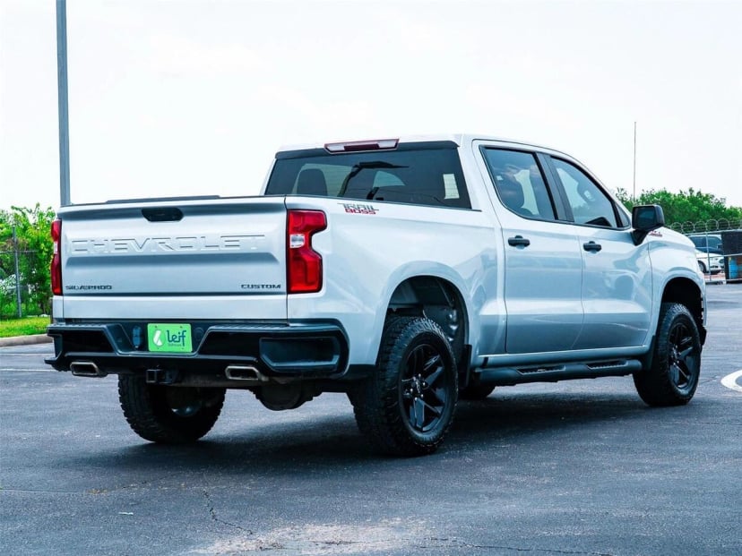 2019 Chevrolet Silverado - Image 2