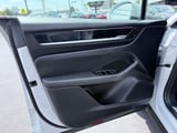 2025 Porsche Macan Electric - Preview 8