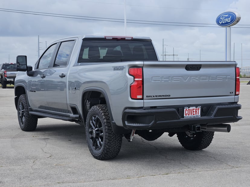 2026 Chevrolet Silverado 2500 HD - Image 3