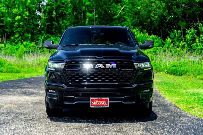 2026 Ram 1500 - Image 3