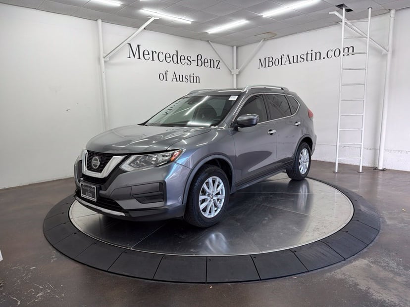 2020 Nissan Rogue - Image 1