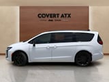 2027 Chrysler Pacifica - Preview 3