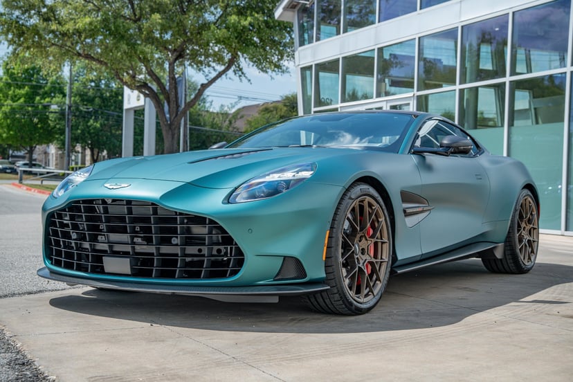 2026 Aston Martin vanquish - Image 1