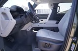 2026 Land Rover Defender - Preview 10