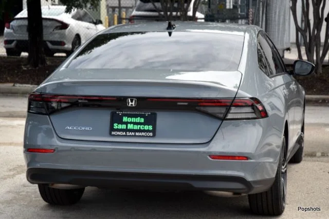 2026 Honda Accord Sedan SE 4D Sedan Urban Gray Pearl - Image 2