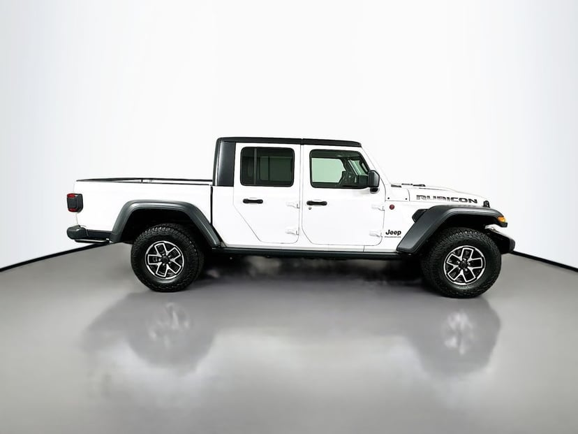 2024 Jeep Gladiator - Image 1