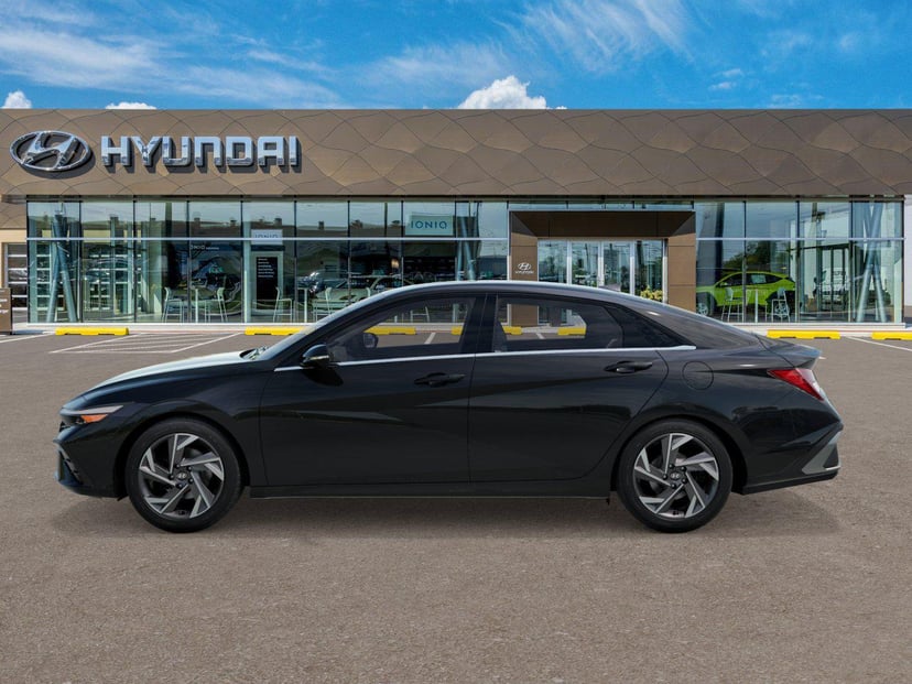 2026 Hyundai Elantra - Image 2