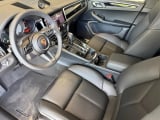 2026 Porsche Macan - Preview 4