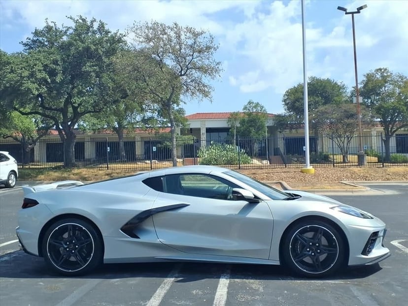 2021 Chevrolet Corvette - Image 2
