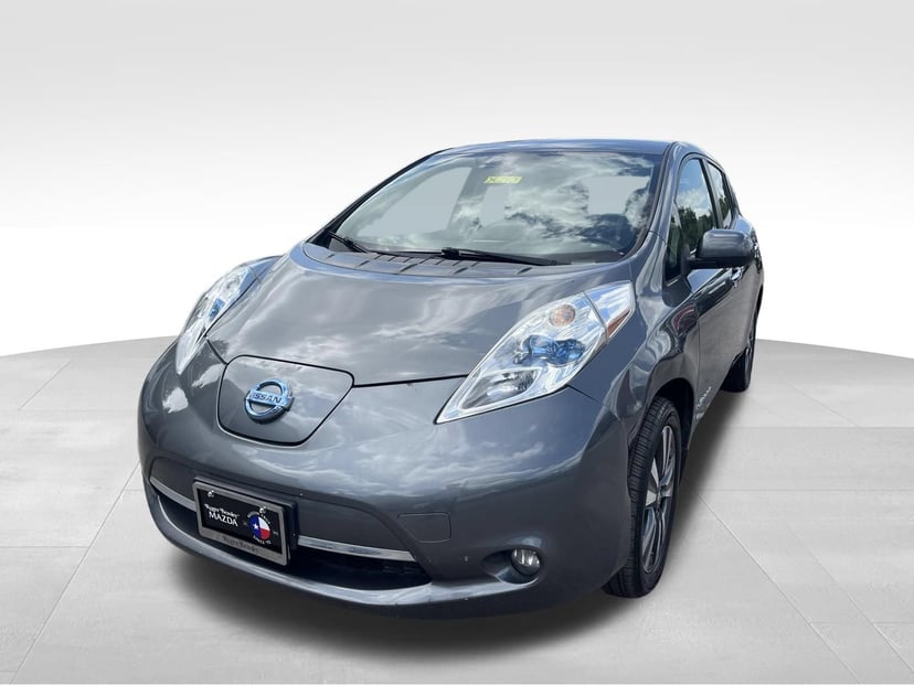 2017 Nissan Leaf - Image 2