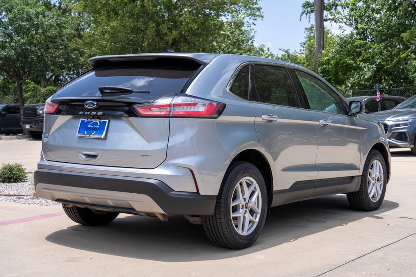 2024 Ford Edge - Image 3