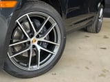 2026 Porsche Macan - Preview 6