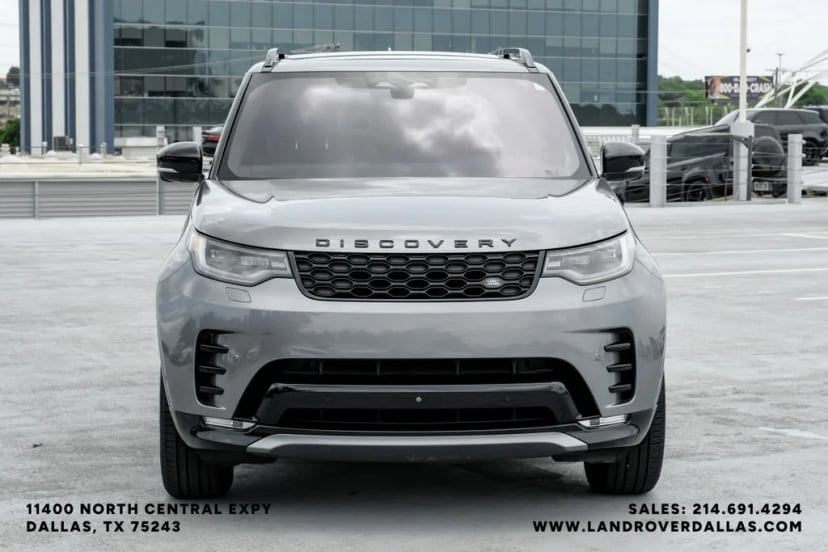 2022 Land Rover Discovery - Image 2