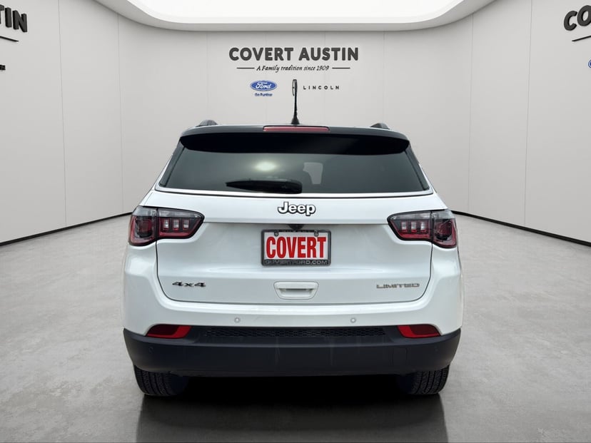2025 Jeep Compass - Image 3