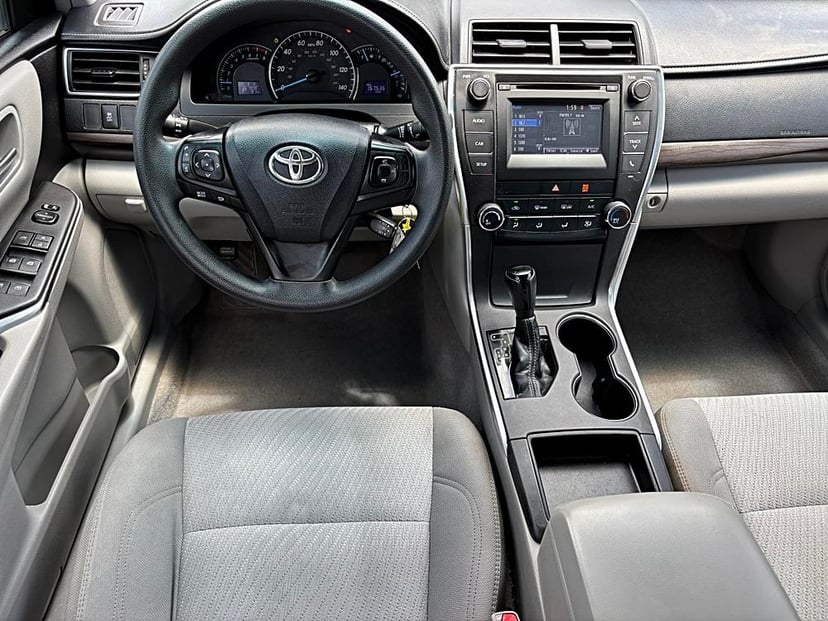 2015 Toyota Camry - Image 3
