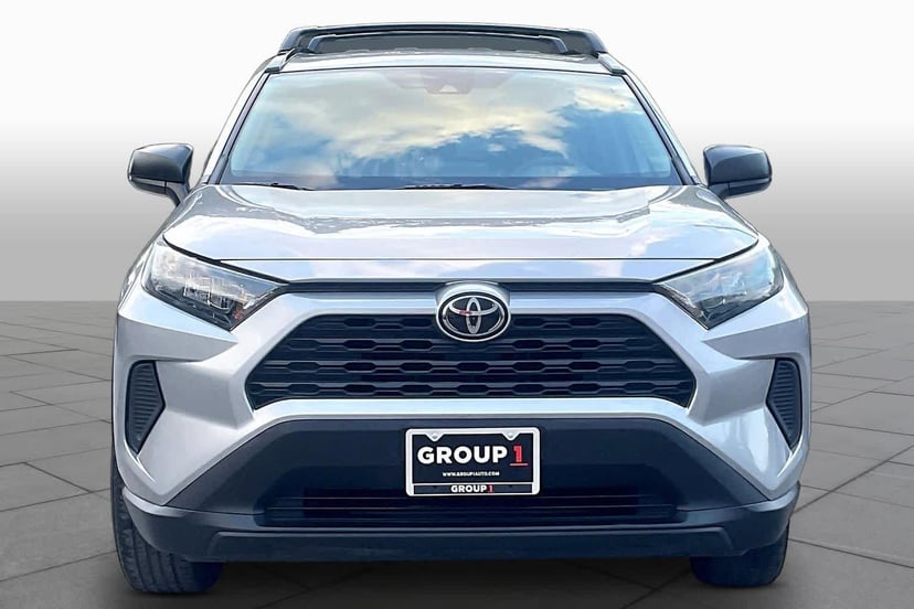 2019 Toyota RAV4 - Image 2