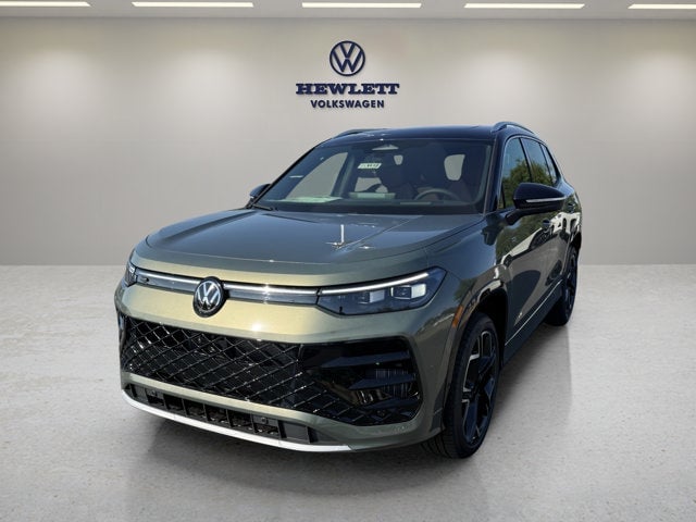 2026 Volkswagen Tiguan - Image 1