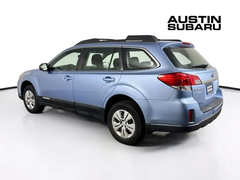 2011 Subaru Outback - Image 3