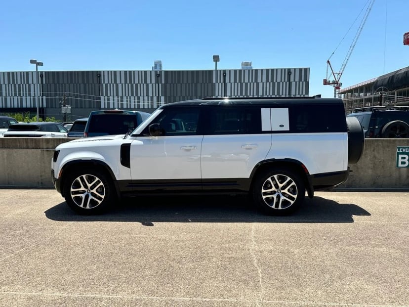 2024 Land Rover Defender - Image 1