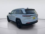 2025 Jeep Grand Cherokee - Preview 3