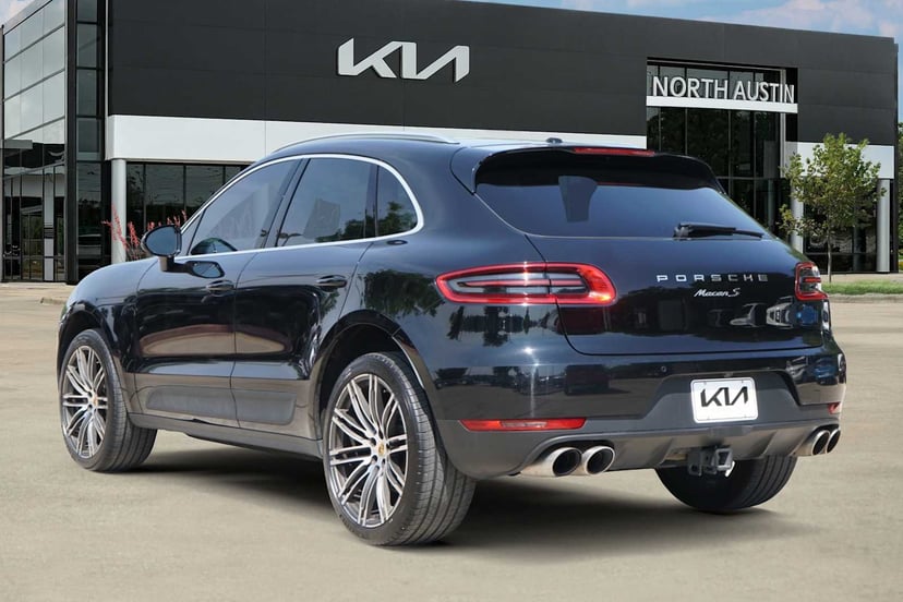 2017 Porsche Macan - Image 3