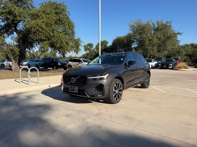 2024 Volvo XC60 - Image 1