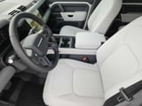 2026 Land Rover Defender - Preview 12