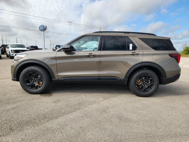 2026 Ford Explorer - Image 2