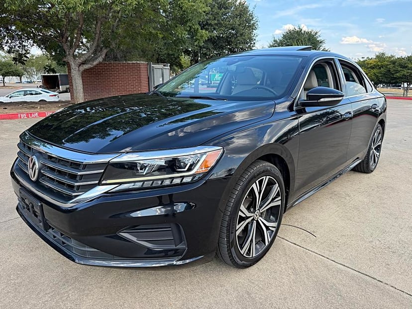 2021 Volkswagen Passat - Image 1