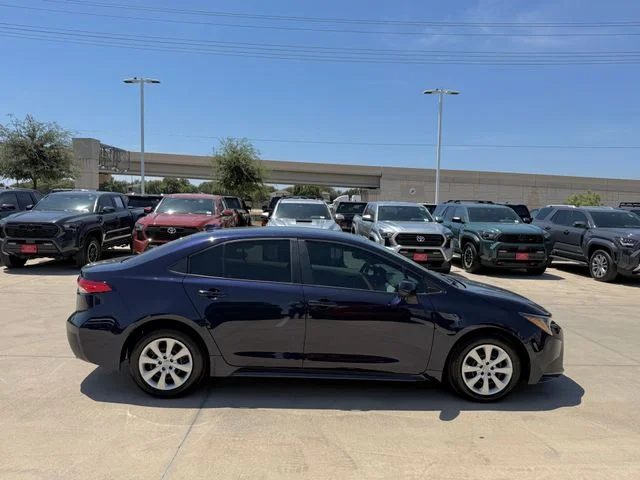 2024 Toyota Corolla - Image 3
