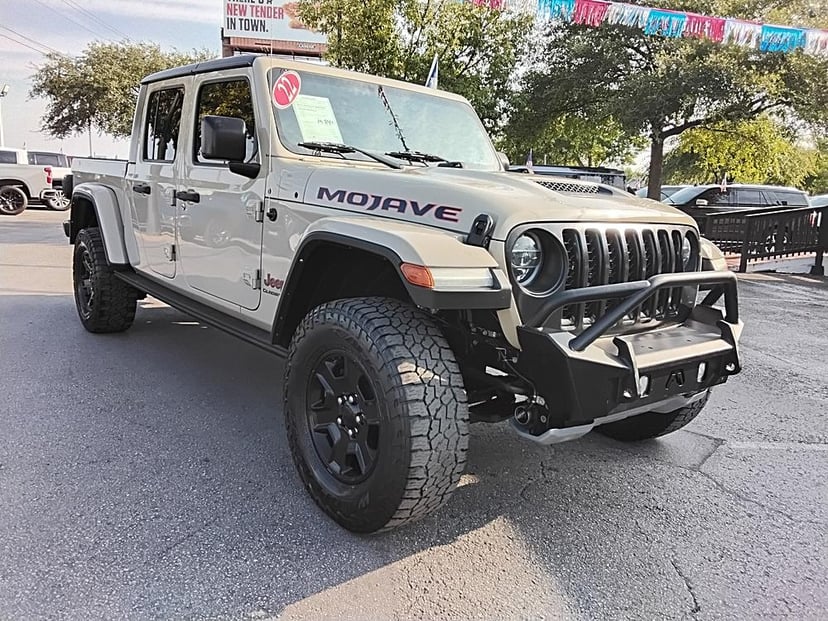 2022 Jeep Gladiator - Image 1