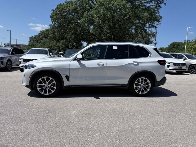 2026 BMW X5 - Image 2