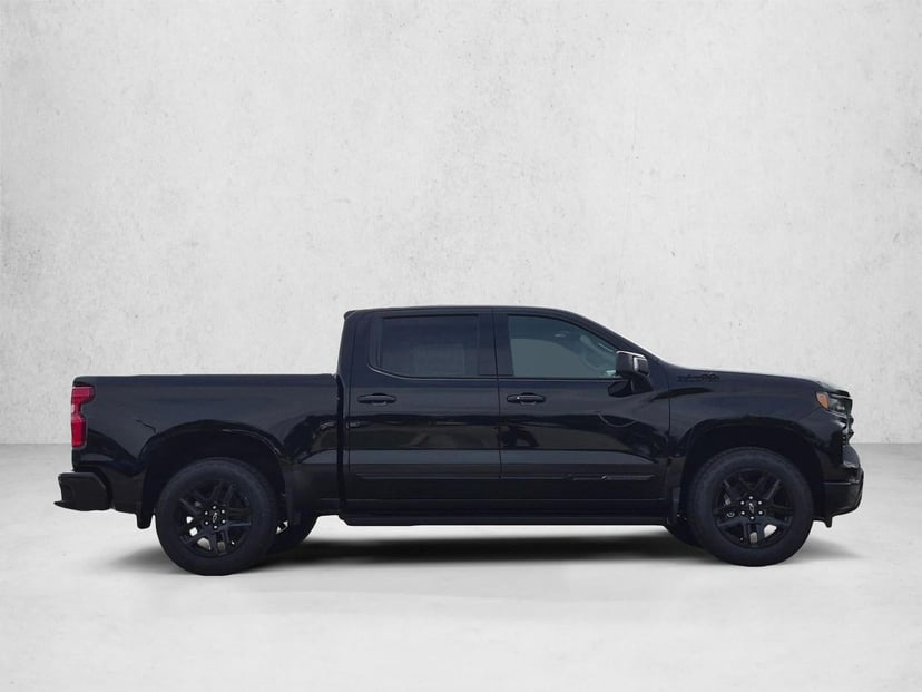 2026 Chevrolet Silverado - Image 2