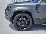 2025 Land Rover Defender - Preview 9