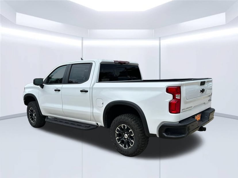 2026 Chevrolet Silverado 1500 - Image 3