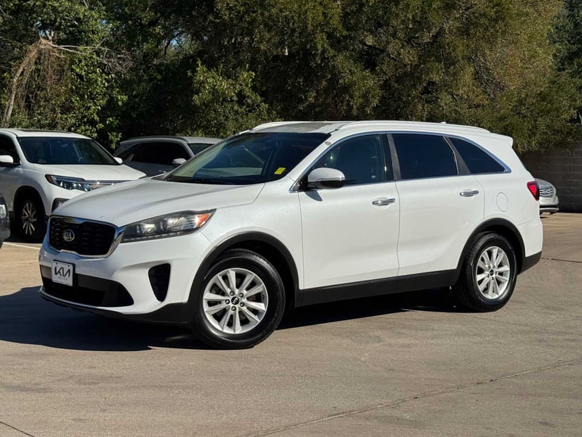 2019 Kia Sorento - Image 1